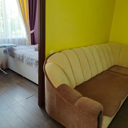 Botanica Dacia -apartament Luminos *